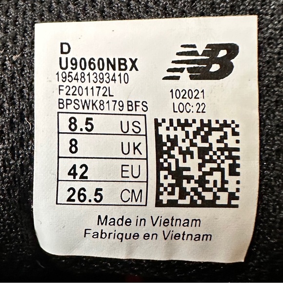 The New Balance 9060 ‘Prism Purple Vibrant Spring’ Sneakers 8.5D - Picture 15 of 15